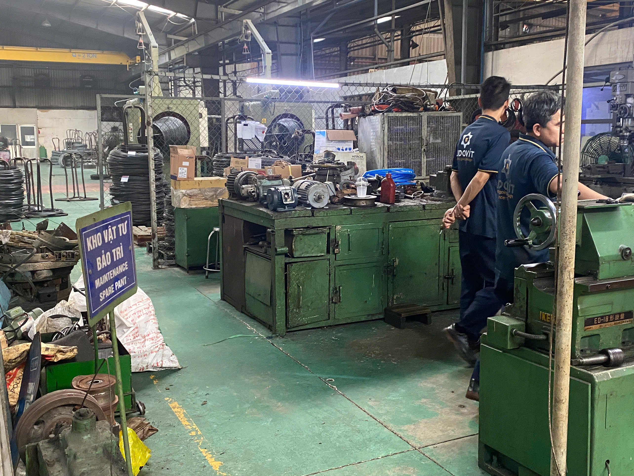 Machine maintenance and repair area 2.jpg